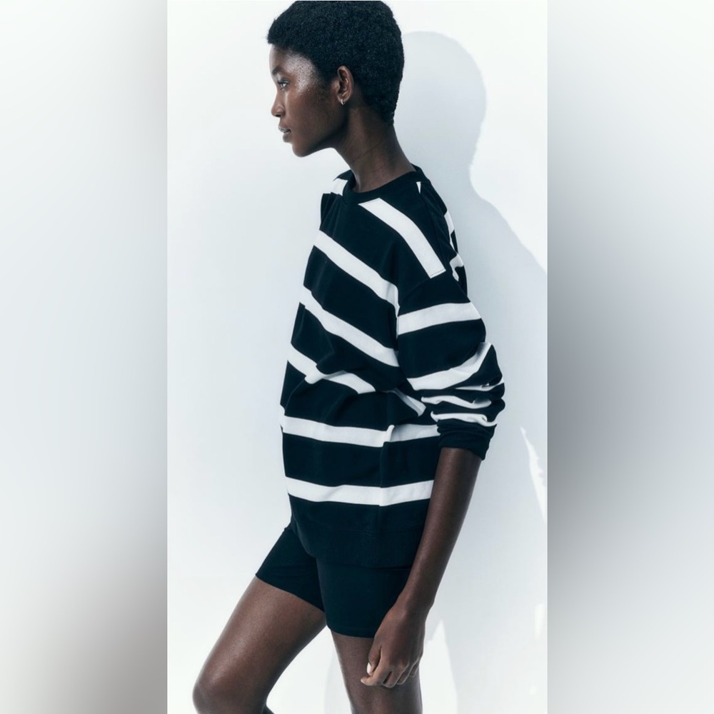 Black & White Striped Cotton Long Sleeve Top | Crew Neck | Large - Picture 3 of 10